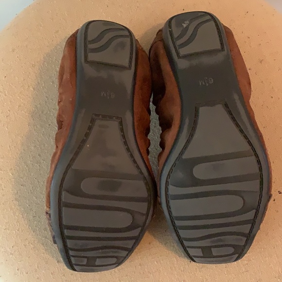 Unisa brown suede flat slip on. - Picture 5 of 5